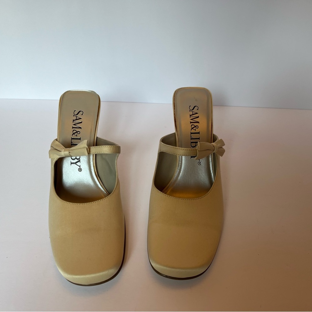 Sam & Libby Cream Mules with Minimalist Design